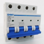 Magnetotérmicos de 4P de 1-63(A)